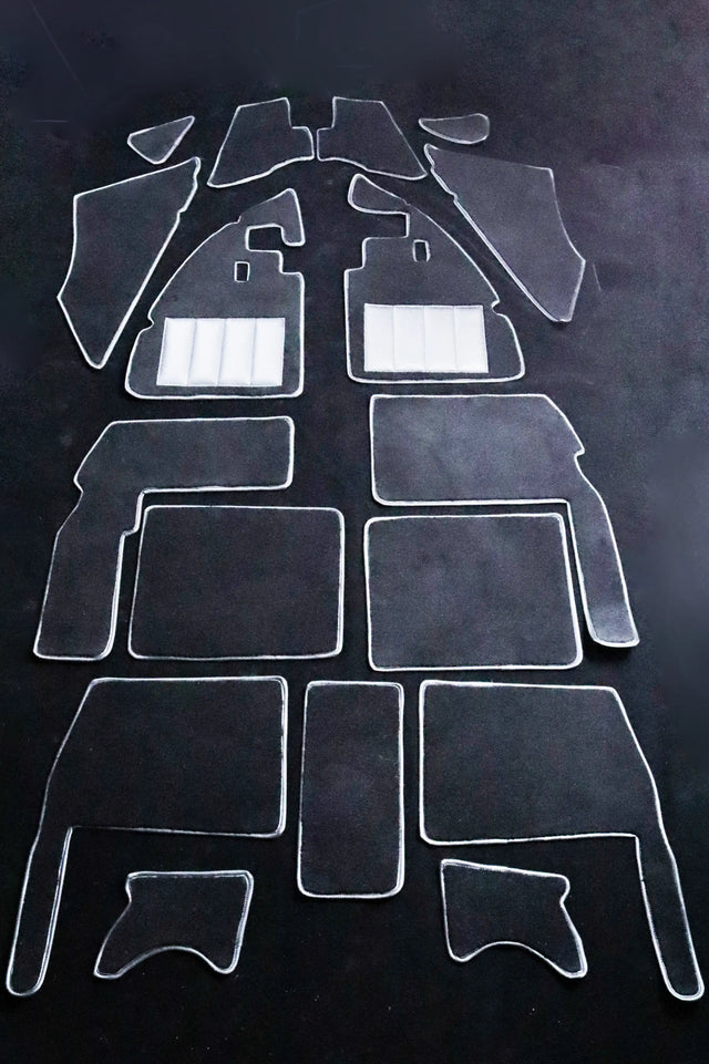 Robinson R44 Full Carpet Kit | Black |