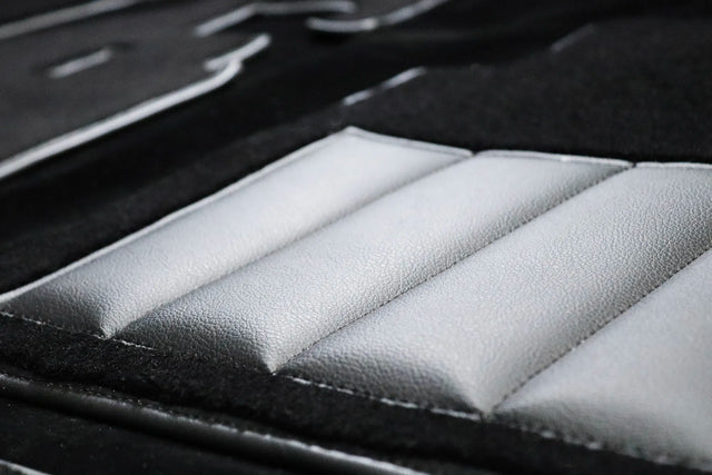 Robinson R44 Full Carpet Kit | Black |